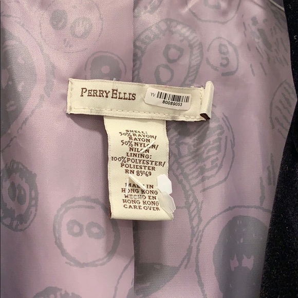 Blazer - Picture 2 of 4